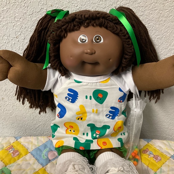 RARE VTG Cabbage Patch Kid AA Girl Dark Brown Hair Brown Eyes Head Mold #9 1986 - Picture 1 of 8